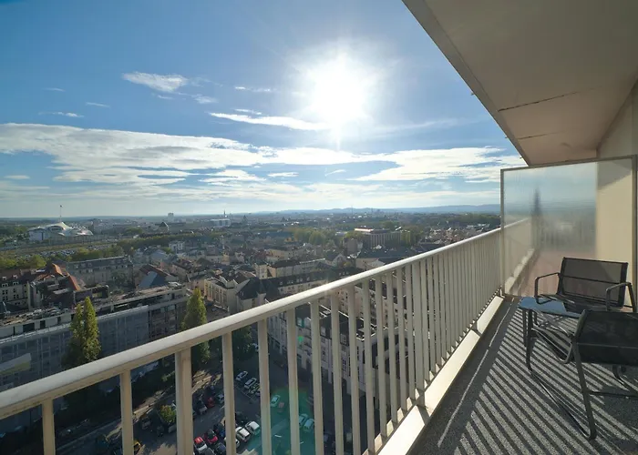 Pompidou, Vue Artistique Metz