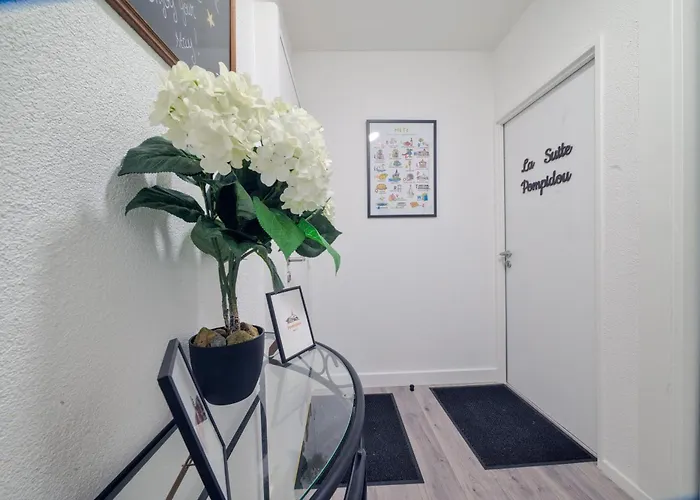 Appartamento Pompidou, Vue Artistique