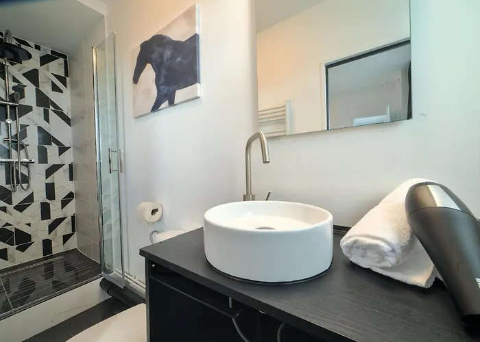 Pompidou, Vue Artistique Appartamento *